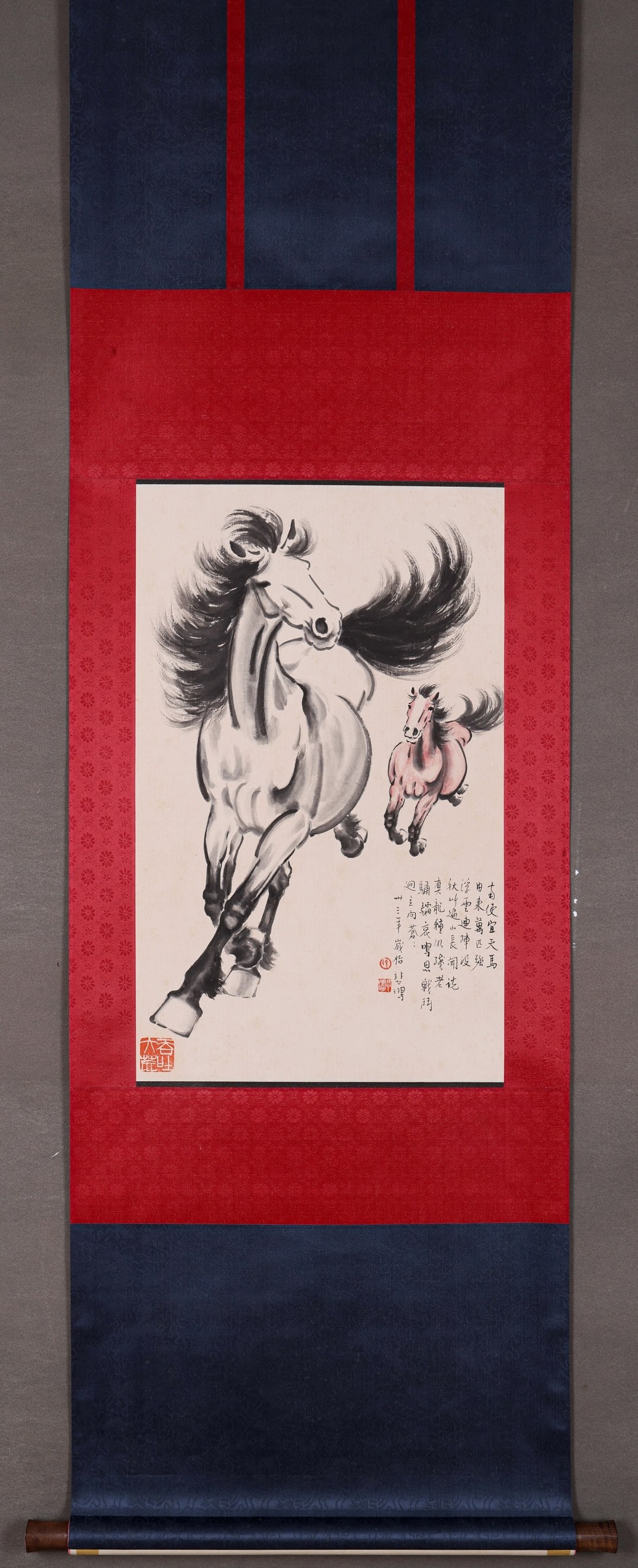 XU BEIHONG'S PAINTING OF GALLOPING HORSES ON A VERTICAL AXIS (1 of 9)
