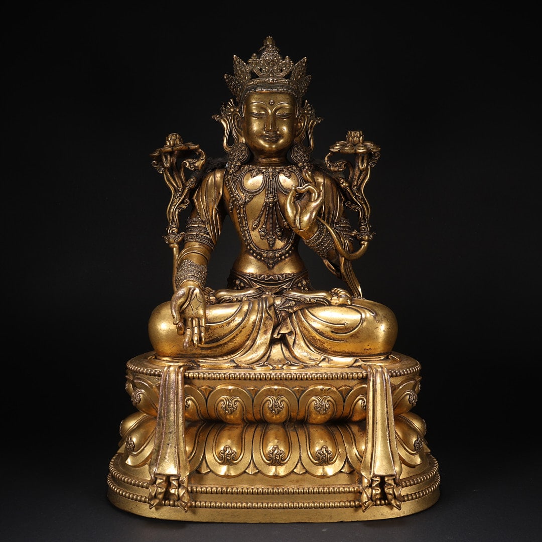 GILDED BRONZE STATUE OF COMPASSIONATE MOTHER: 21.5 cm long, 16.3 cm wide, 31.5 cm high, weighing 4349 g