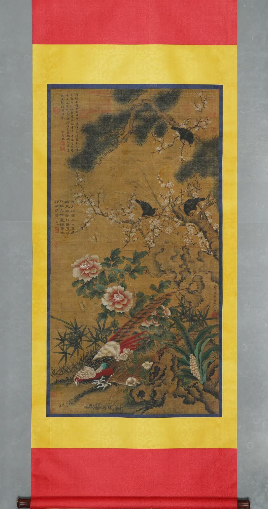 WANG YUAN, OLD SILK PAINTING OF PHEASANTS AND MAGPIES: Painting size: 130x65cm
