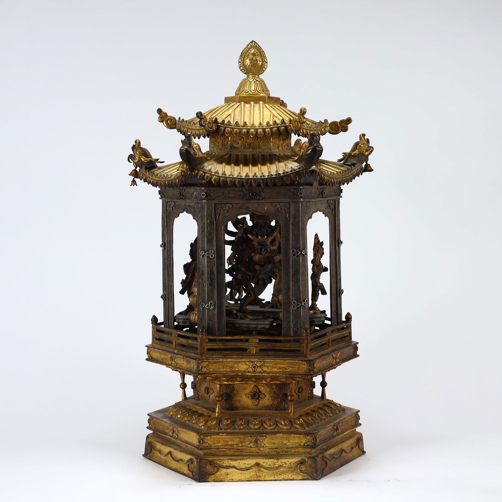 QING DYNASTY GILT BRONZE BUDDHIST NICHE: Height 59cm