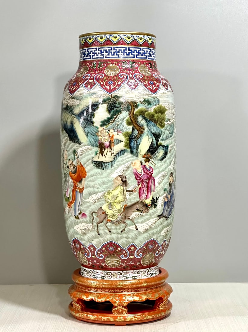 ENAMEL-PAINTED LANTERN VASE WITH CARVED FIGURES AND IMMORTALS CELEBRATING LONGEVITY DESIGN: Height 48.5cm