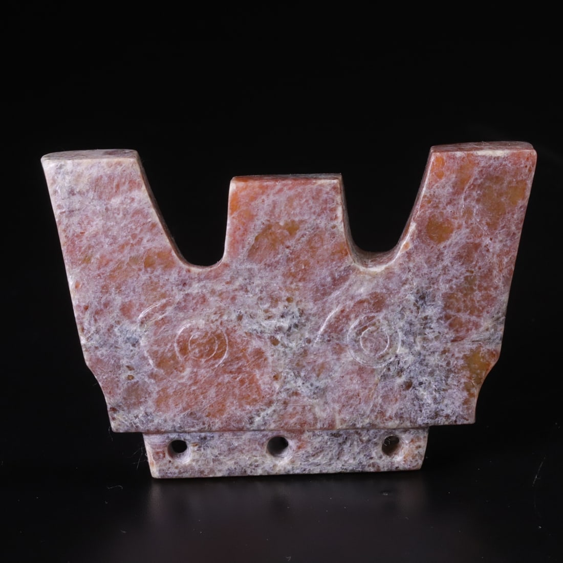 JADE CULTURE TRIDENT: Dimensions: 6.2*4.2*0.9cm, Weight 43g