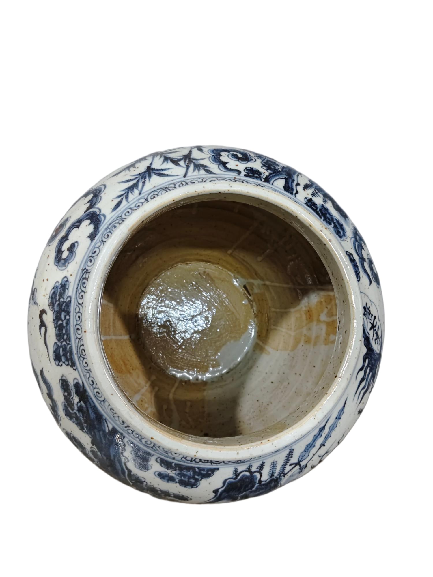 BLUE AND WHITE FISH AND ALGAE PATTERN JAR - 5