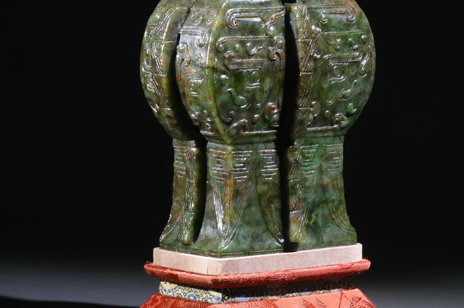 JADE BEAST FACE PATTERN FLOWER VASE - 2