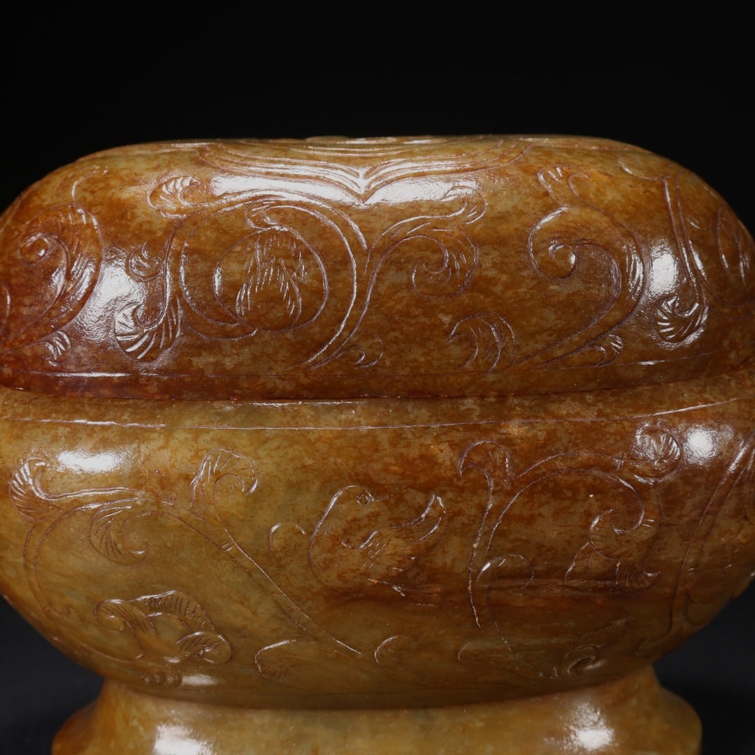HETIAN JADE BIRD PATTERN COVERED JAR - 6
