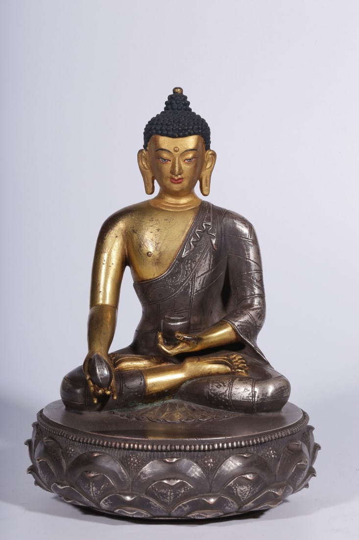 QING DYNASTY, GILT BRONZE AND SILVER-PLATED MEDICINE BUDDHA SEATED STATUE (1 of 9)