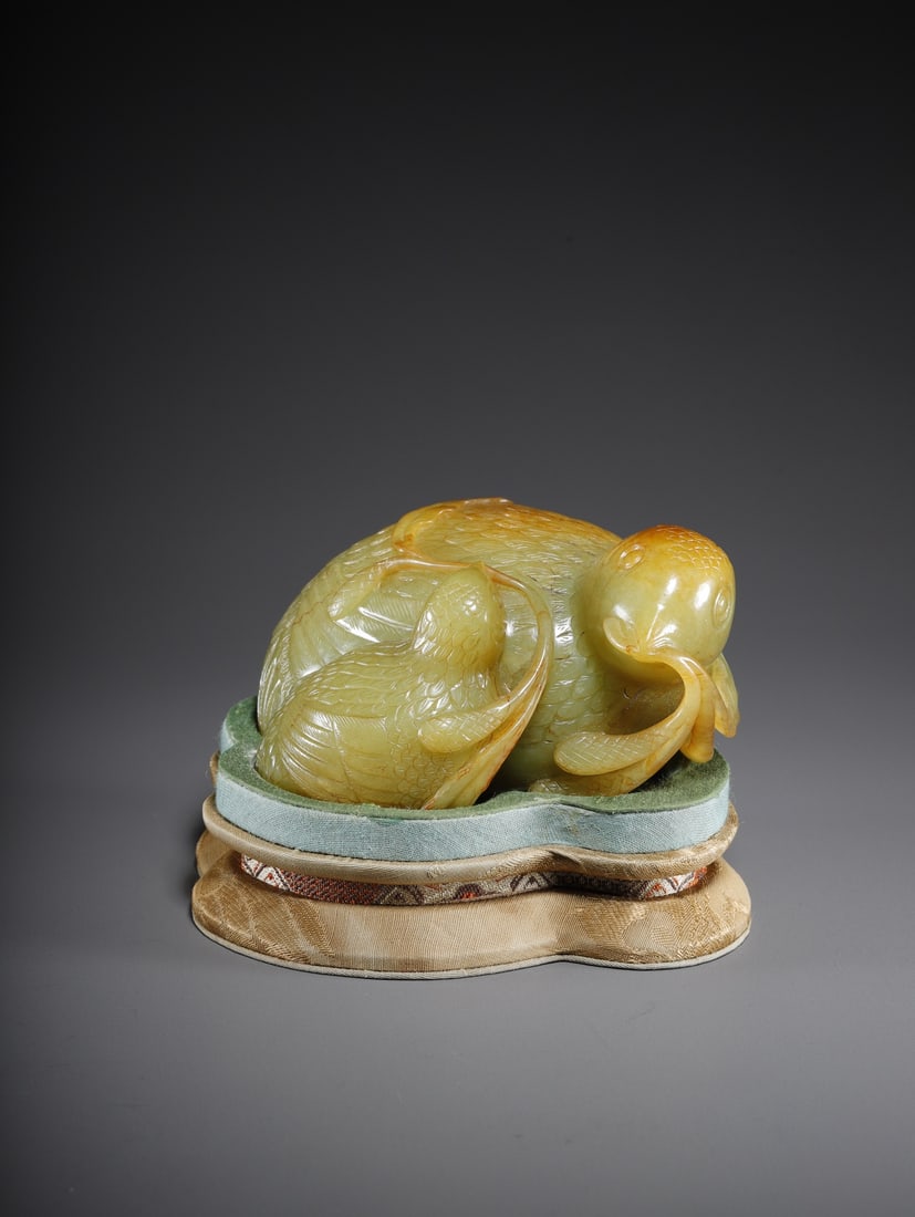 HETIAN YELLOW JADE QUAIL ORNAMENT (1 of 10)