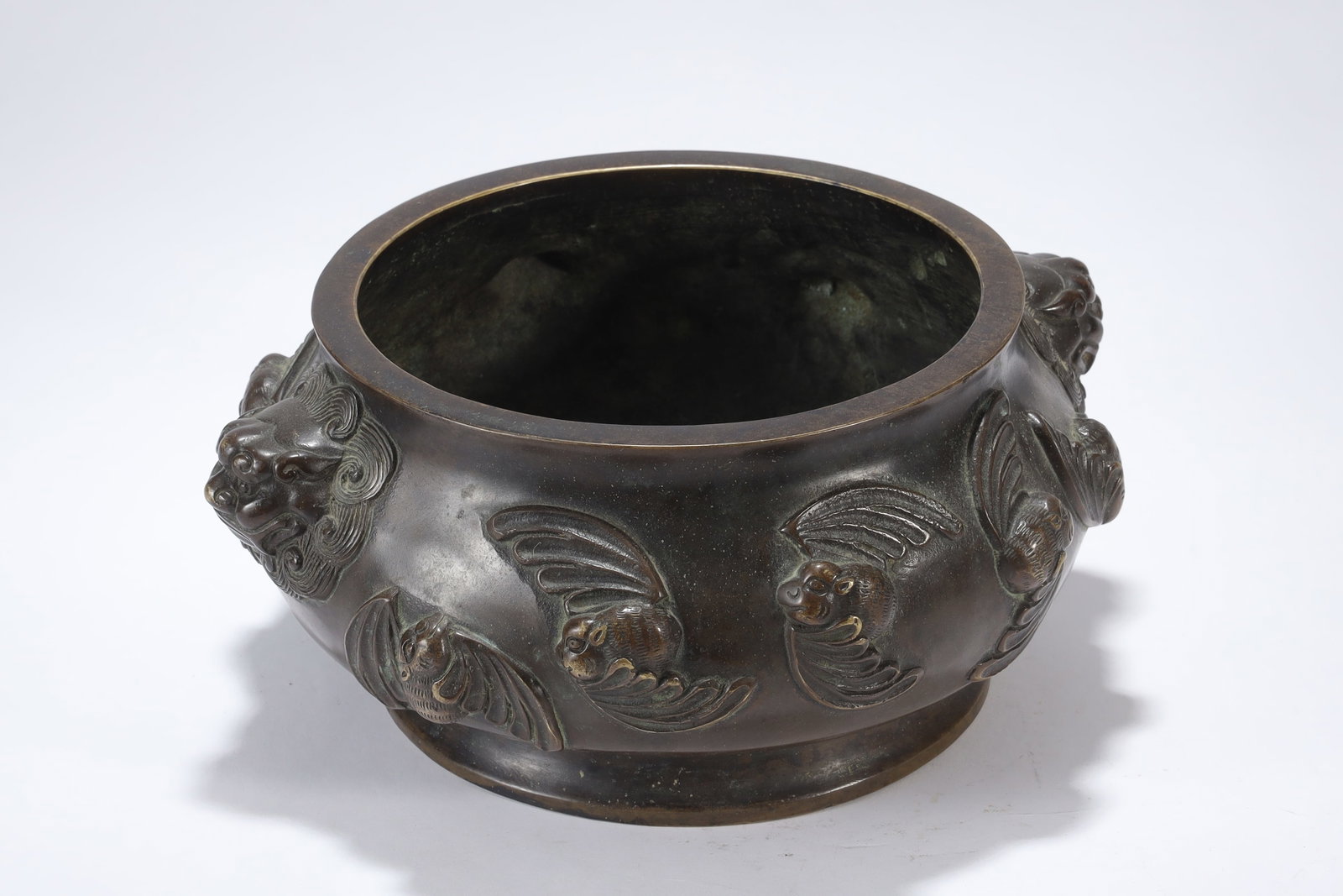 BRONZE DOUBLE-EARED BAT-PATTERNED CENSER - 5