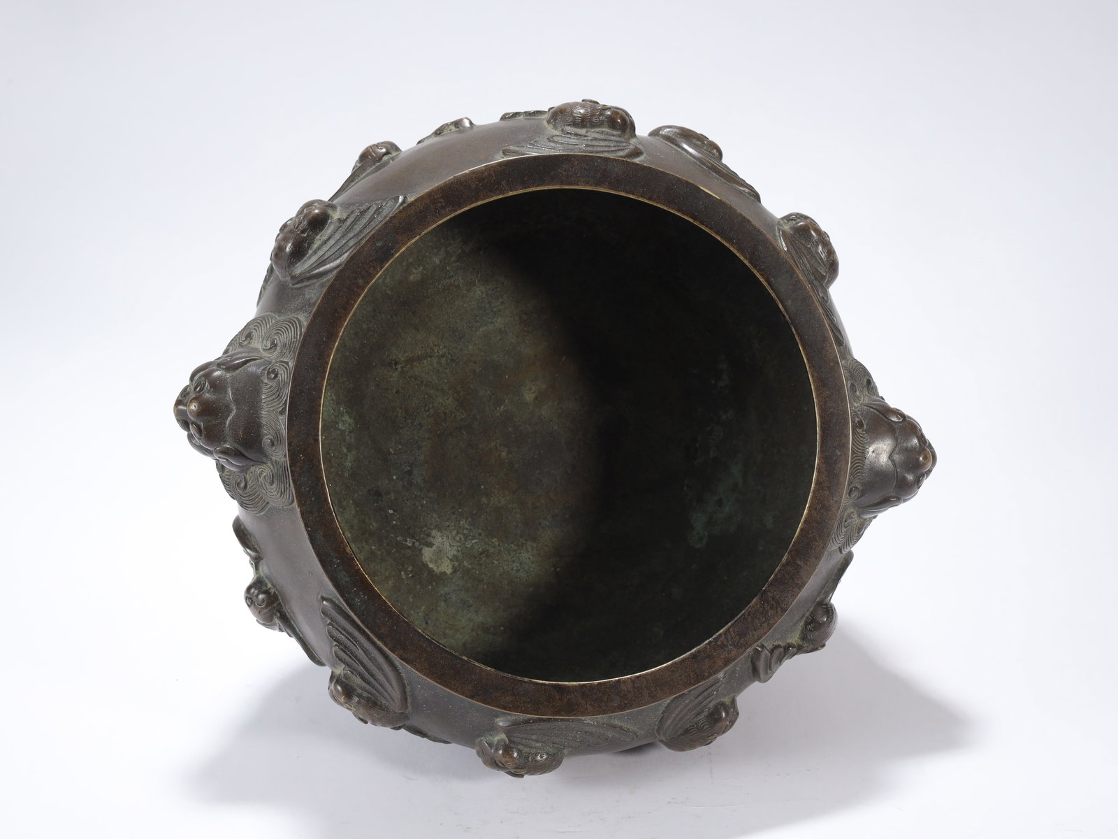 BRONZE DOUBLE-EARED BAT-PATTERNED CENSER - 7