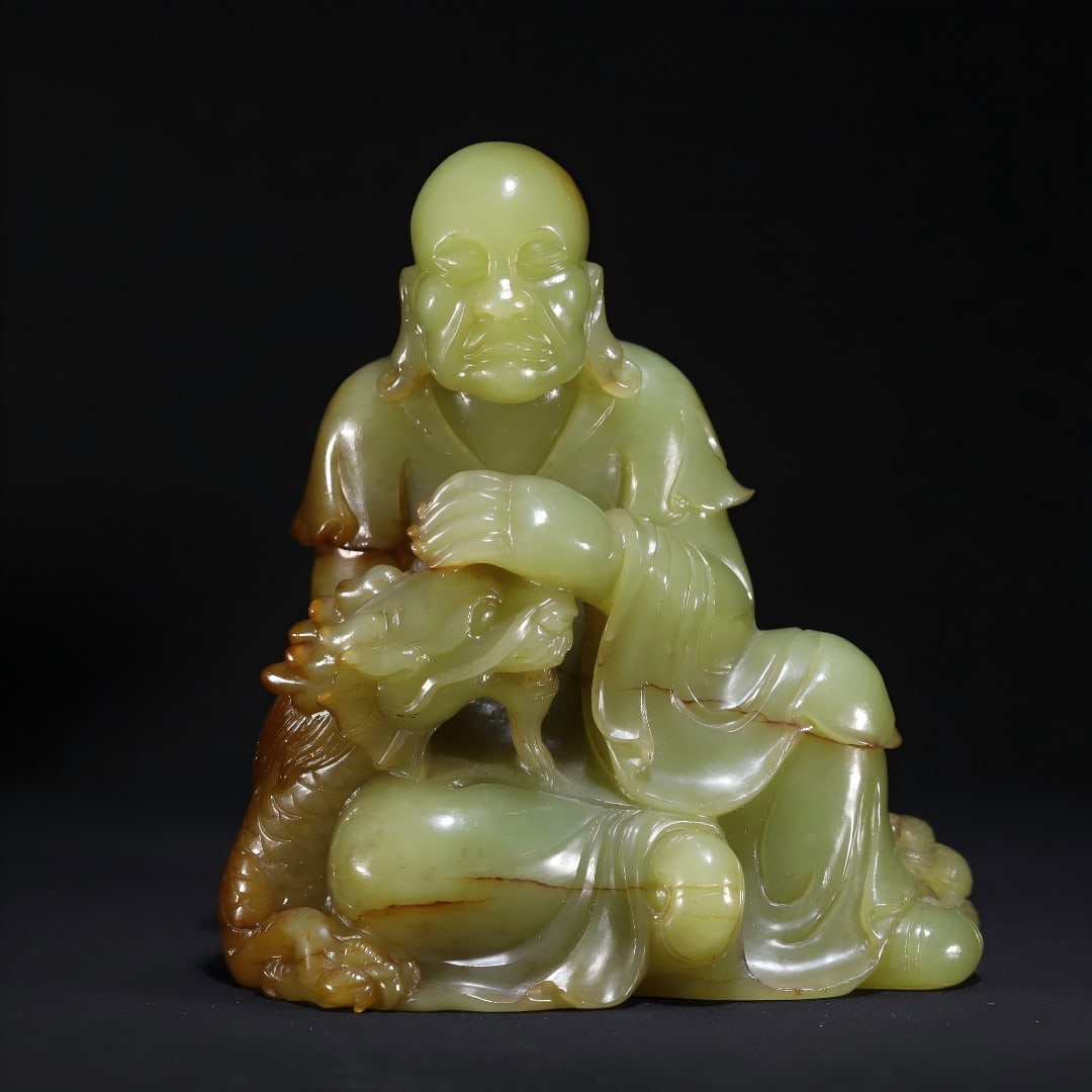 SUBDUING DRAGON ARHAT SEATED STATUE | ORNAMENT: 9 cm long, 6.7 cm wide, 10 cm high, weighing 530 grams.