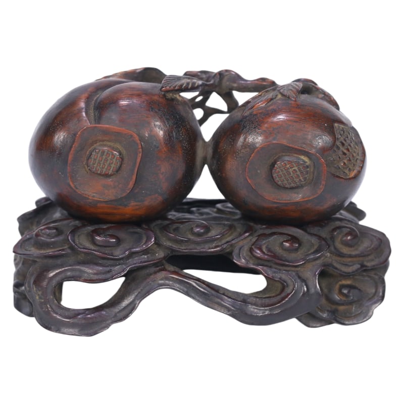 QING DYNASTY HUANGHUALI WOOD ORNAMENTS: Dimensions: 11.8X6X7.8cm, Weight: 142g