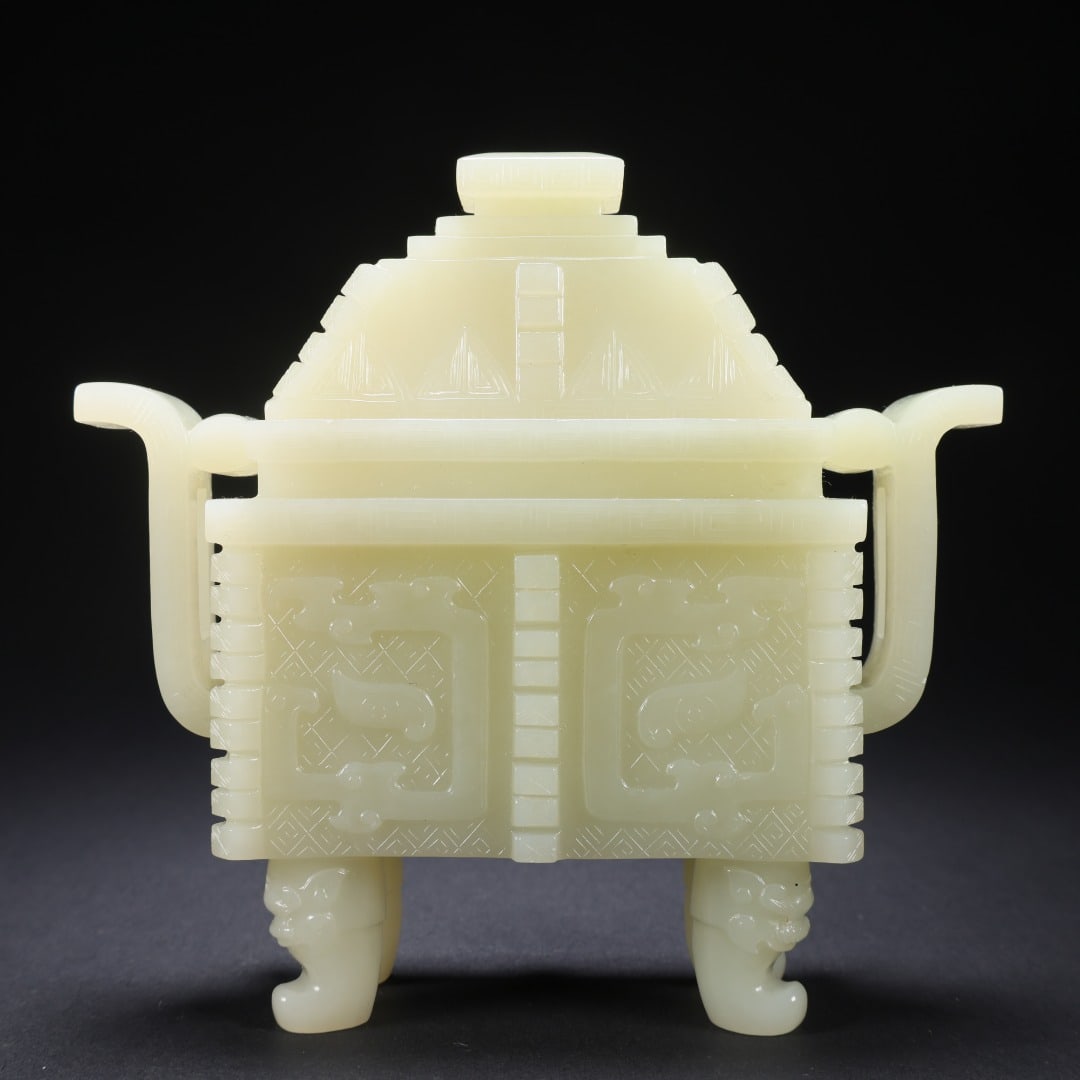 HOTAN JADE FURNACE: It measures 11.9 cm in length, 3.5 cm in width, and 11.5 cm in height, and weighs 354 grams.