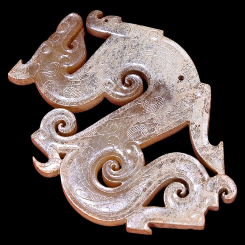 JADE DRAGON PENDANT - 10
