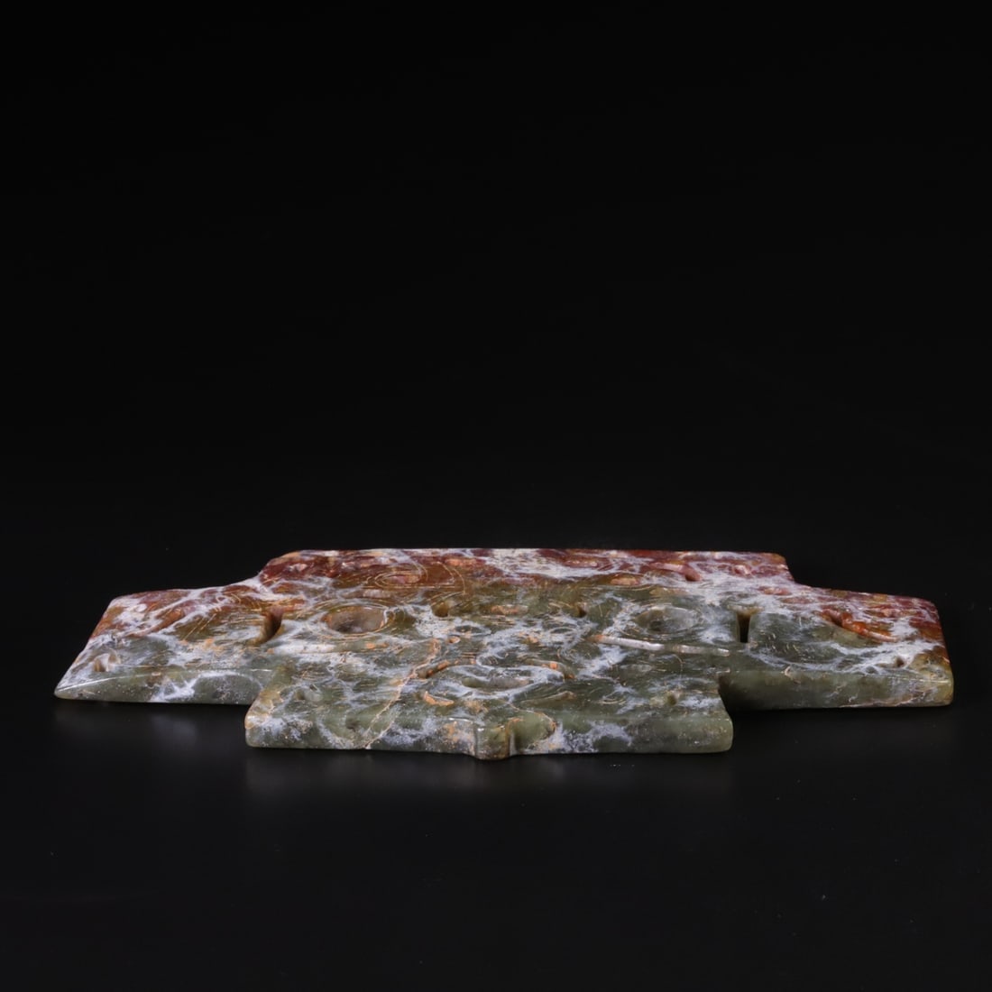 JADE CROWN-SHAPED ARTIFACT - 4