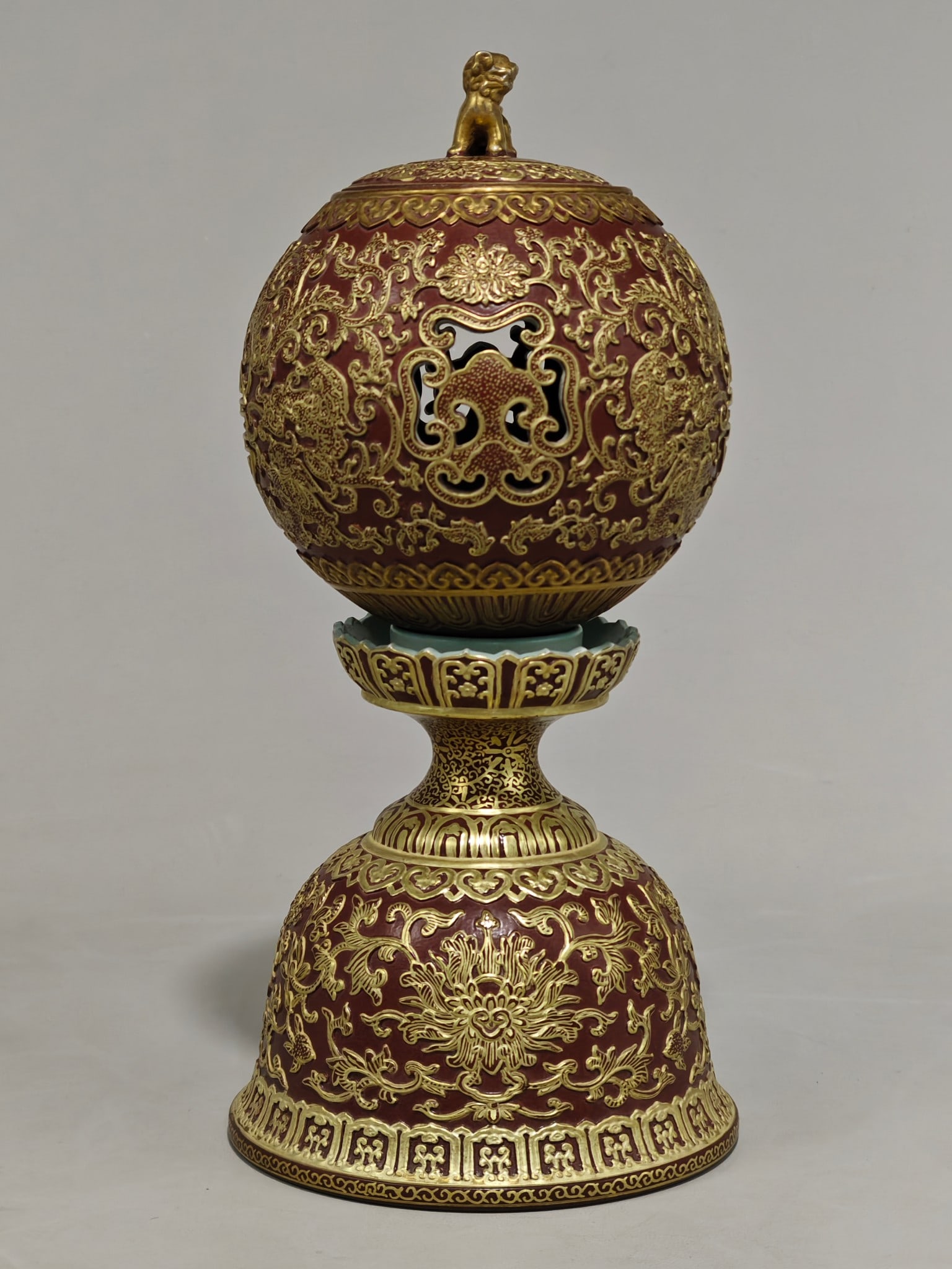 COPPER-PAINTED OPENWORK OFFICIAL HAT STAND WITH AUSPICIOUS AND LONGEVITY PATTERNS - 2