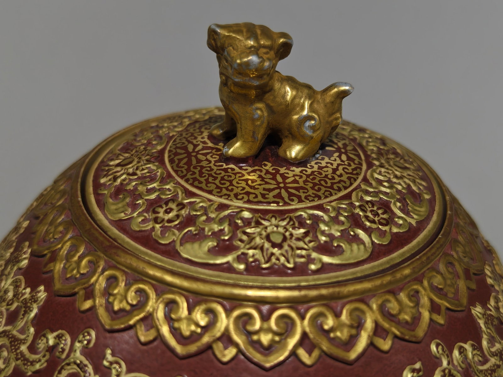 COPPER-PAINTED OPENWORK OFFICIAL HAT STAND WITH AUSPICIOUS AND LONGEVITY PATTERNS - 3