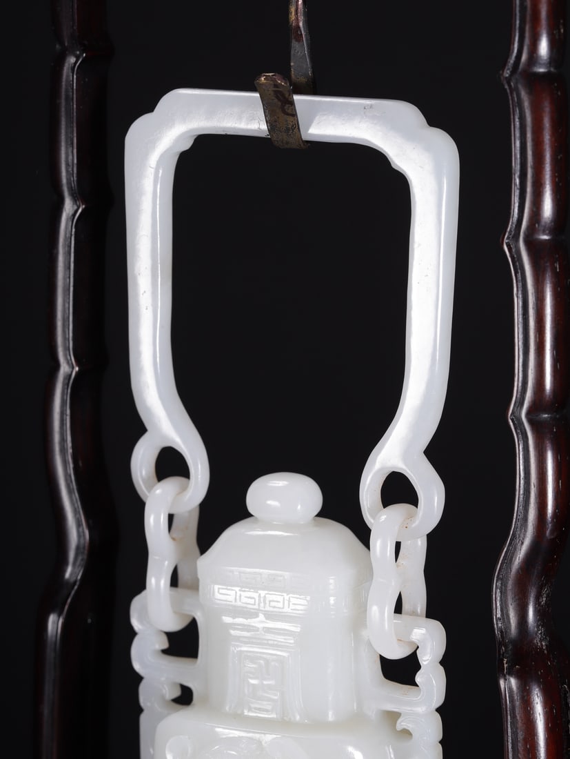 HETIAN JADE DRAGON PATTERN BOTTLE WITH HANDLE - 3