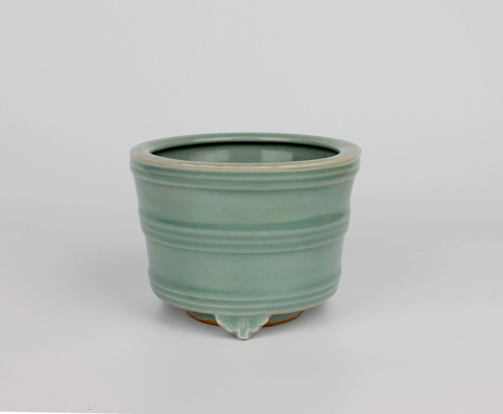 LONGQUAN THREE-LEGGED INCENSE BURNER (1 of 8)