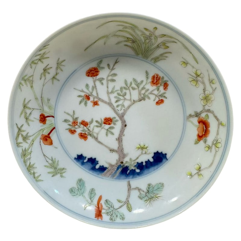QING DYNASTY FAMILLE ROSE FLORAL PATTERN PORCELAIN PLATE (1 of 5)