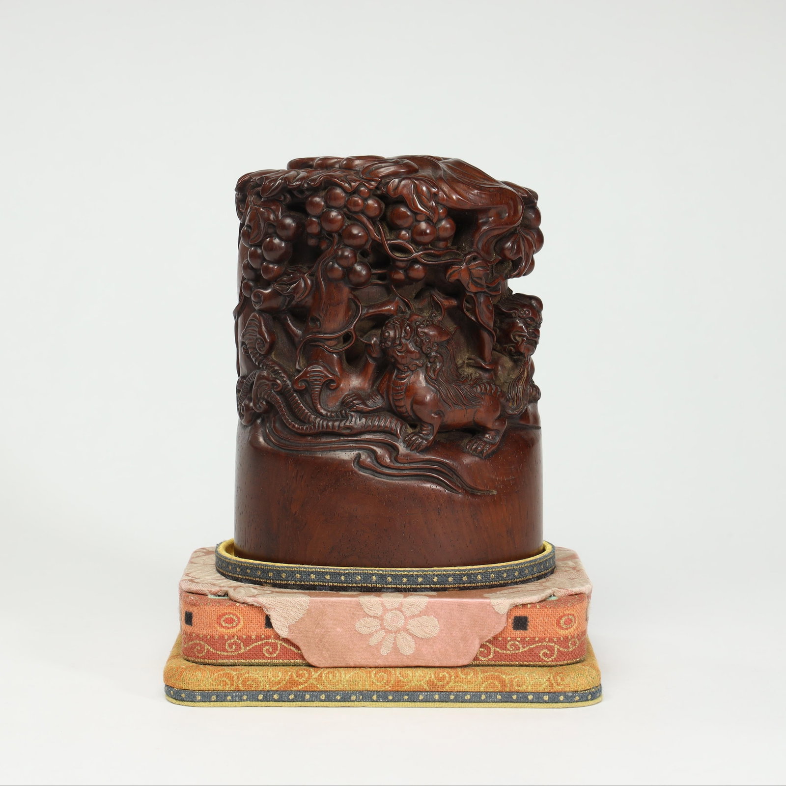 QING DYNASTY ZITAN AUSPICIOUS BEAST POEM SEAL (1 of 9)