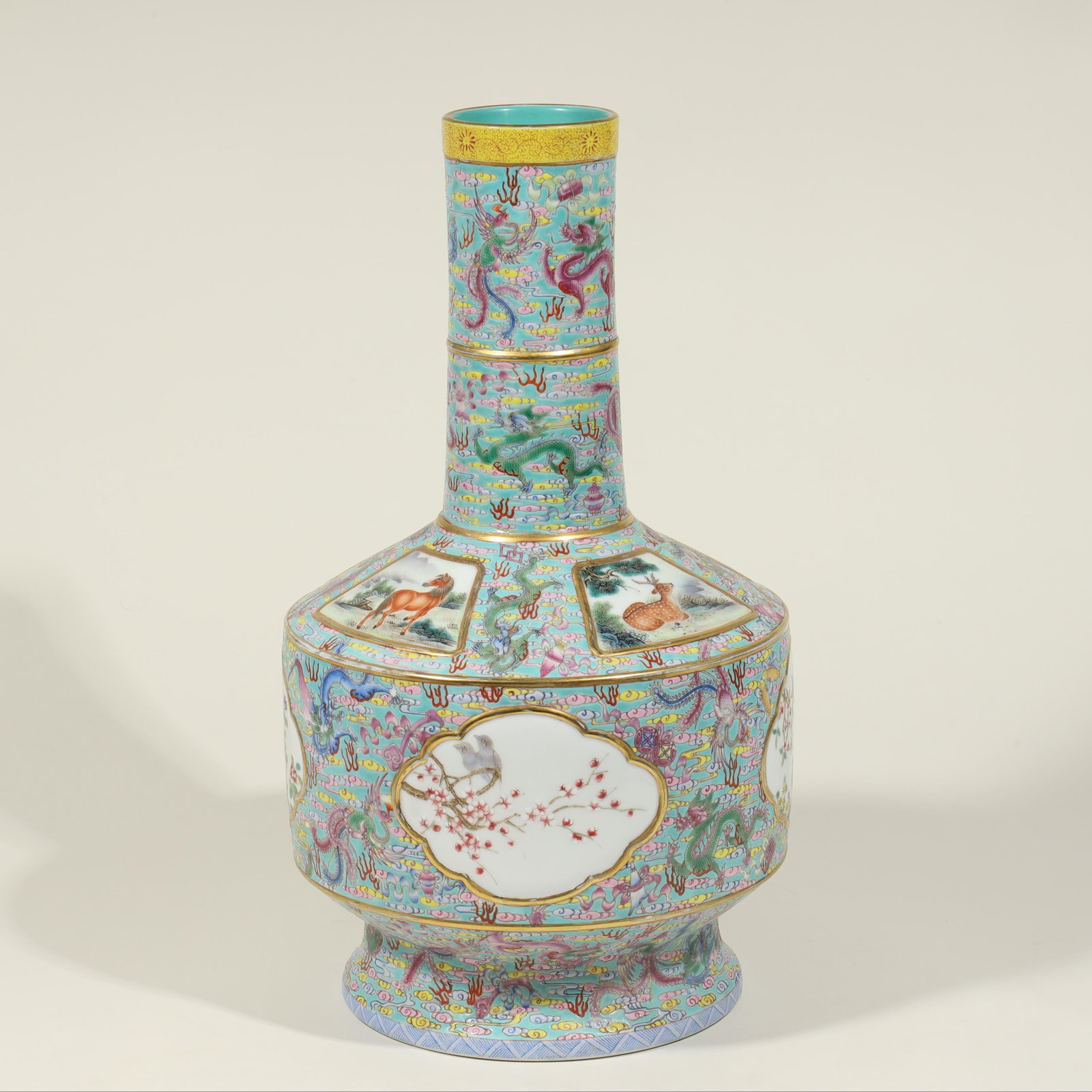 FAMILLE ROSE OPENWORK WESTERN FIGURE LONG-NECKED VASE: 41cm tall