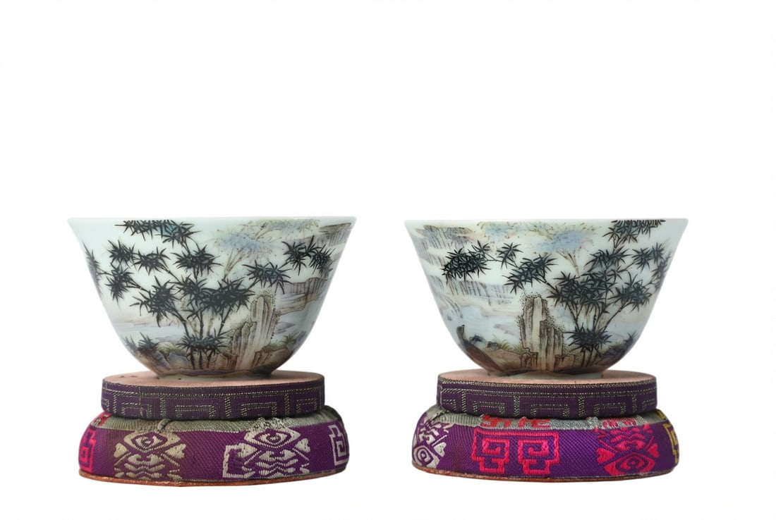 ENAMEL BAMBOO BRINGS PEACE: Height 5.5cm, Diameter 8.5cm