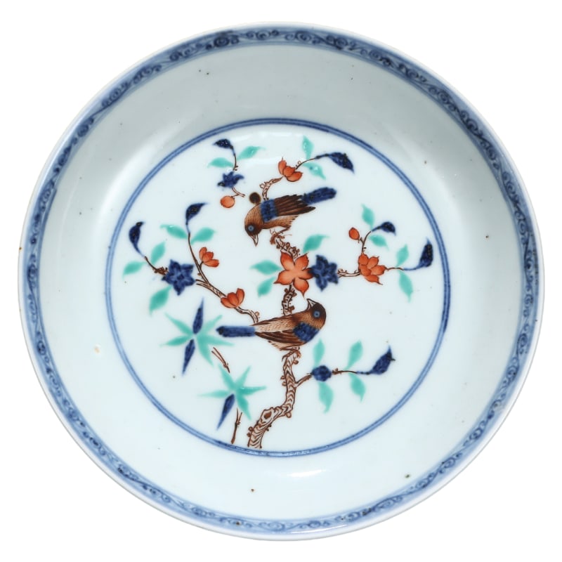 MING XUANDE PERIOD POLYCHROME FLOWER AND BIRD APPRECIATION PLATE: Height: 4 cm. Diameter: 20.5 cm