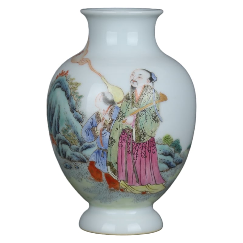 FAMILLE ROSE VASE (1 of 8)