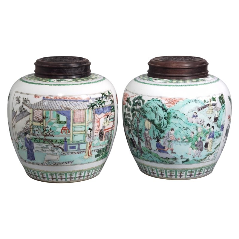 KANGXI PERIOD (1620-1645) POLYCHROME JAR WITH FIGURES AND STORIES: Dimensions: Mouth diameter 9.3 mm, Height 21.6 mm, Belly diameter 22.5 mm.