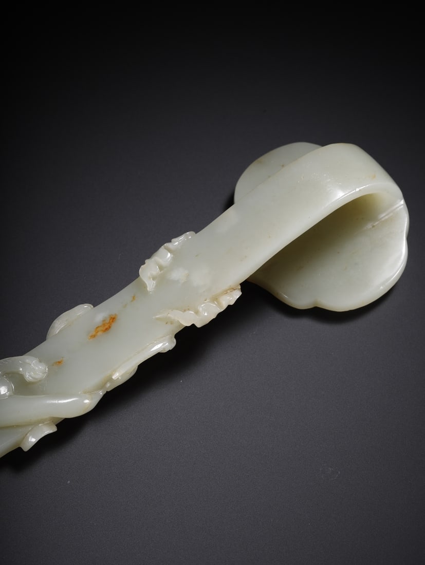 HETIAN JADE DRAGON PATTERN RUYI - 9