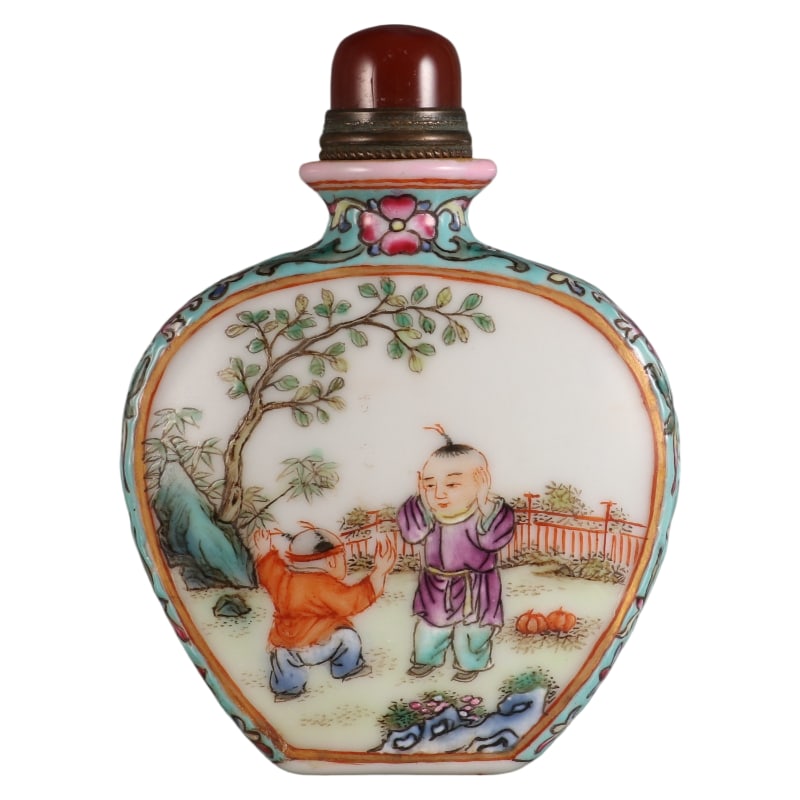 A FAMILLE ROSE SNUFF BOTTLE WITH A CHILDREN'S PLAY DESIGN MADE DURING THE QIANLONG PERIOD OF THE: Height 7.2 cm, belly diameter 5.5 cm