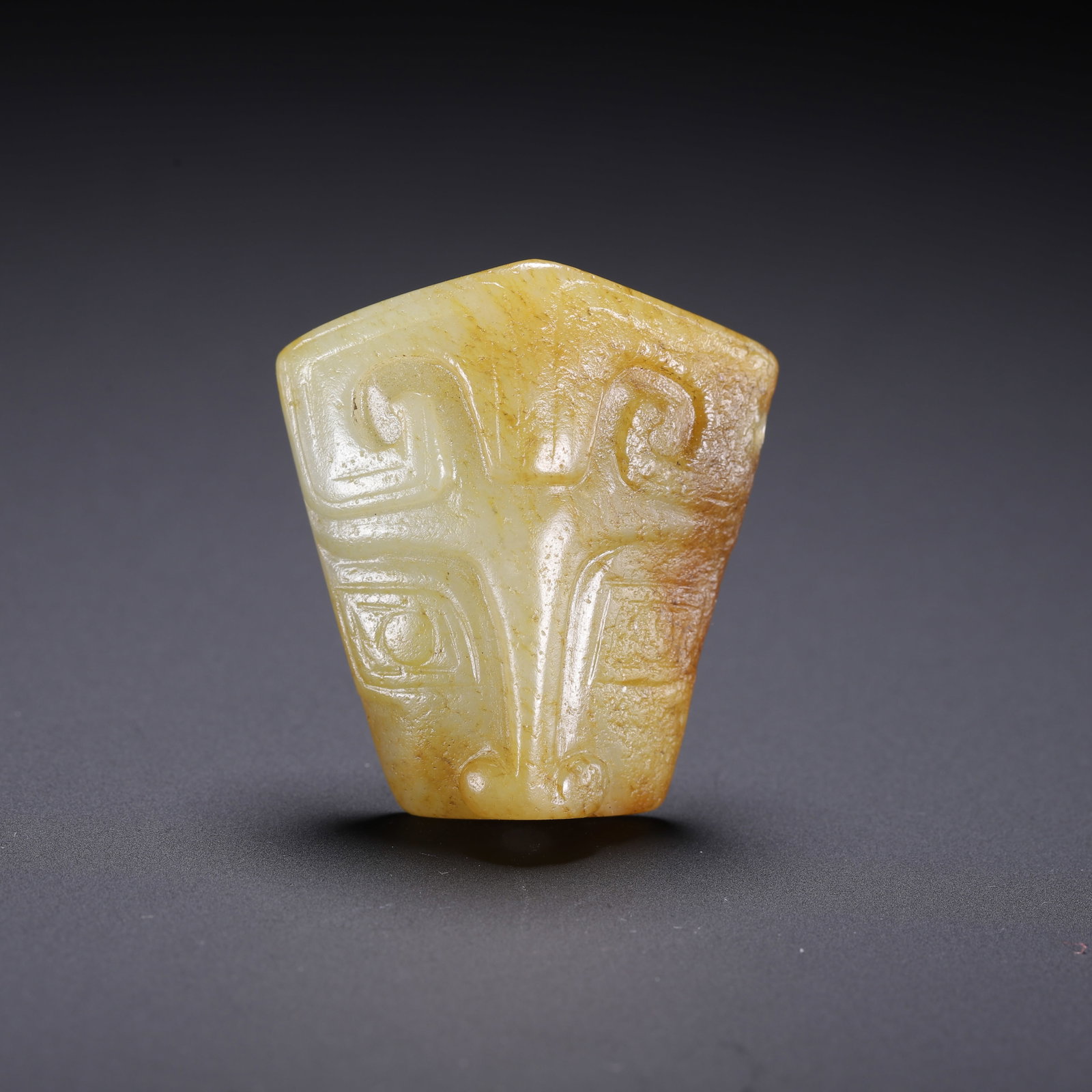 HETIAN JADE AUSPICIOUS BEAST: 5.3 3.3