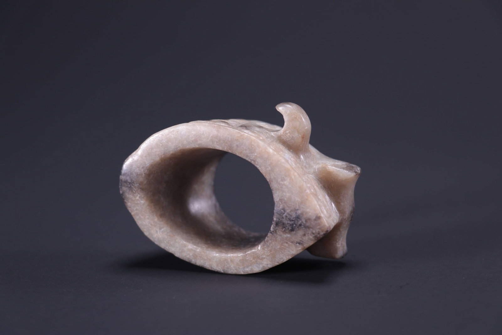 ANCIENT JADE WITH INTERLOCKING PATTERNS - 9