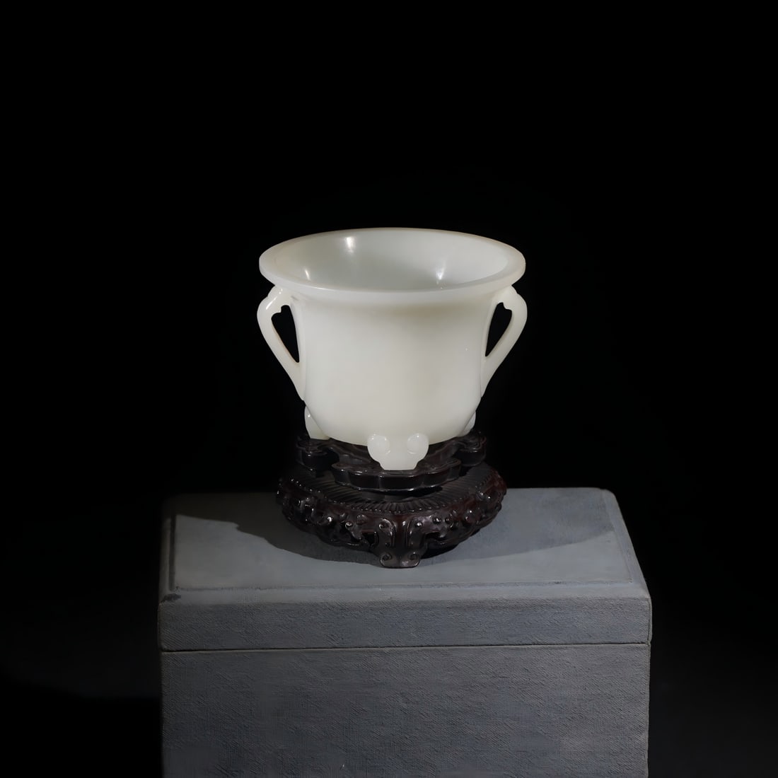 WHITE JADE TRIPOD INCENSE BURNER WITH DOUBLE EARS | ORNAMENT (1 of 9)