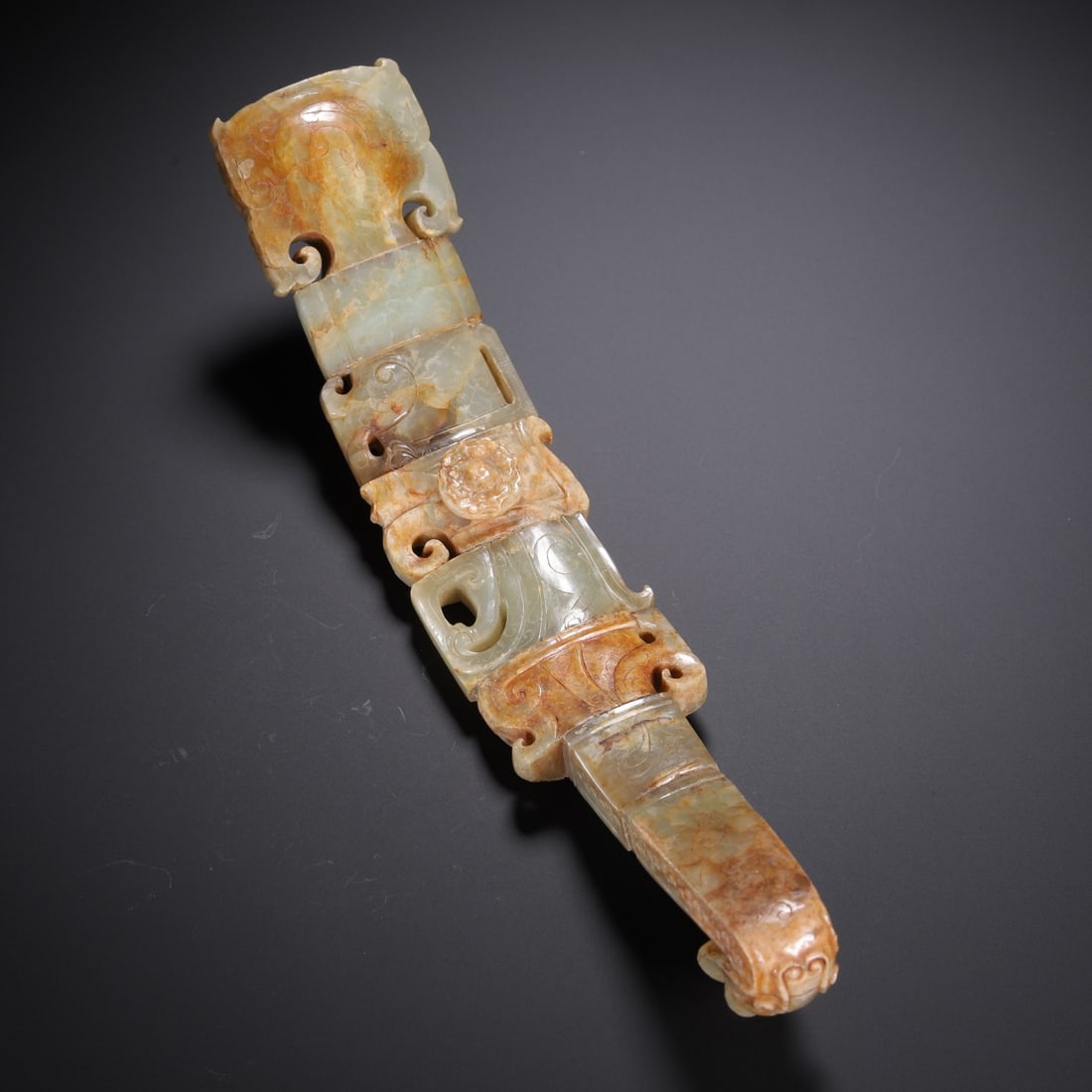 ANCIENT JADE BELT HOOK - 8