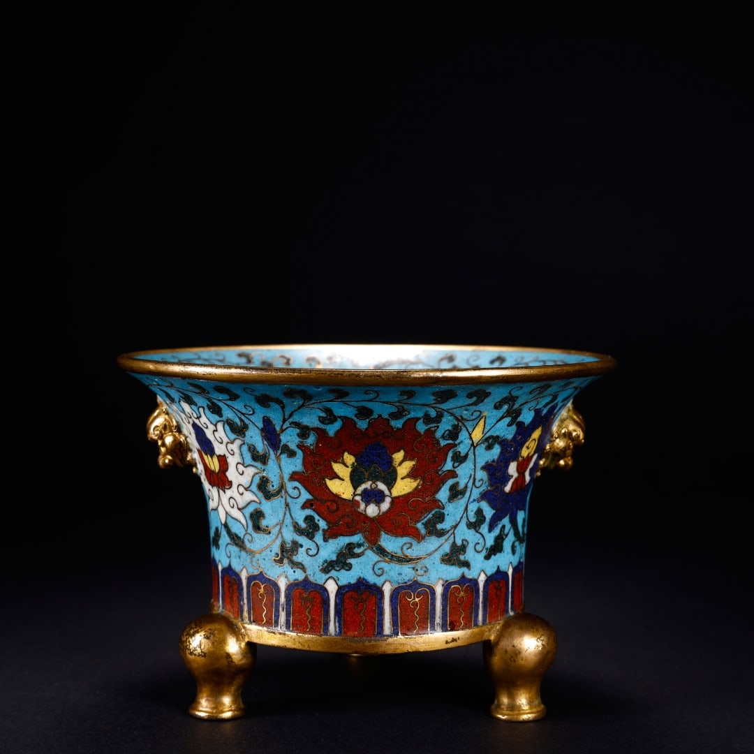 CLOISONNÉ THREE-LEGGED WASH: It measures 11.6 cm in width, 8 cm in height, and weighs 380 grams.