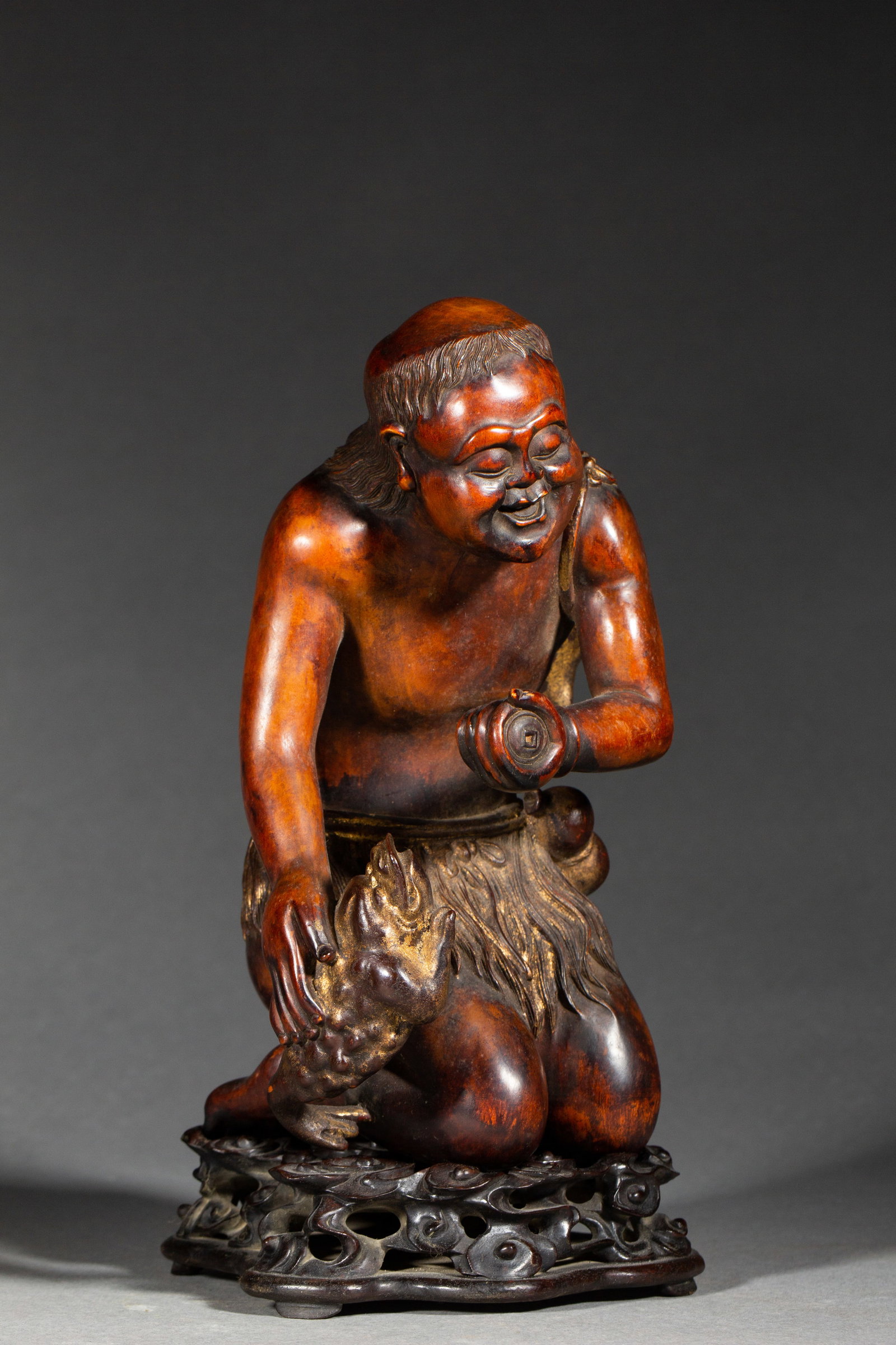 BOXWOOD LIU HAI PLAYING WITH THE GOLDEN TOAD: 25cm tall