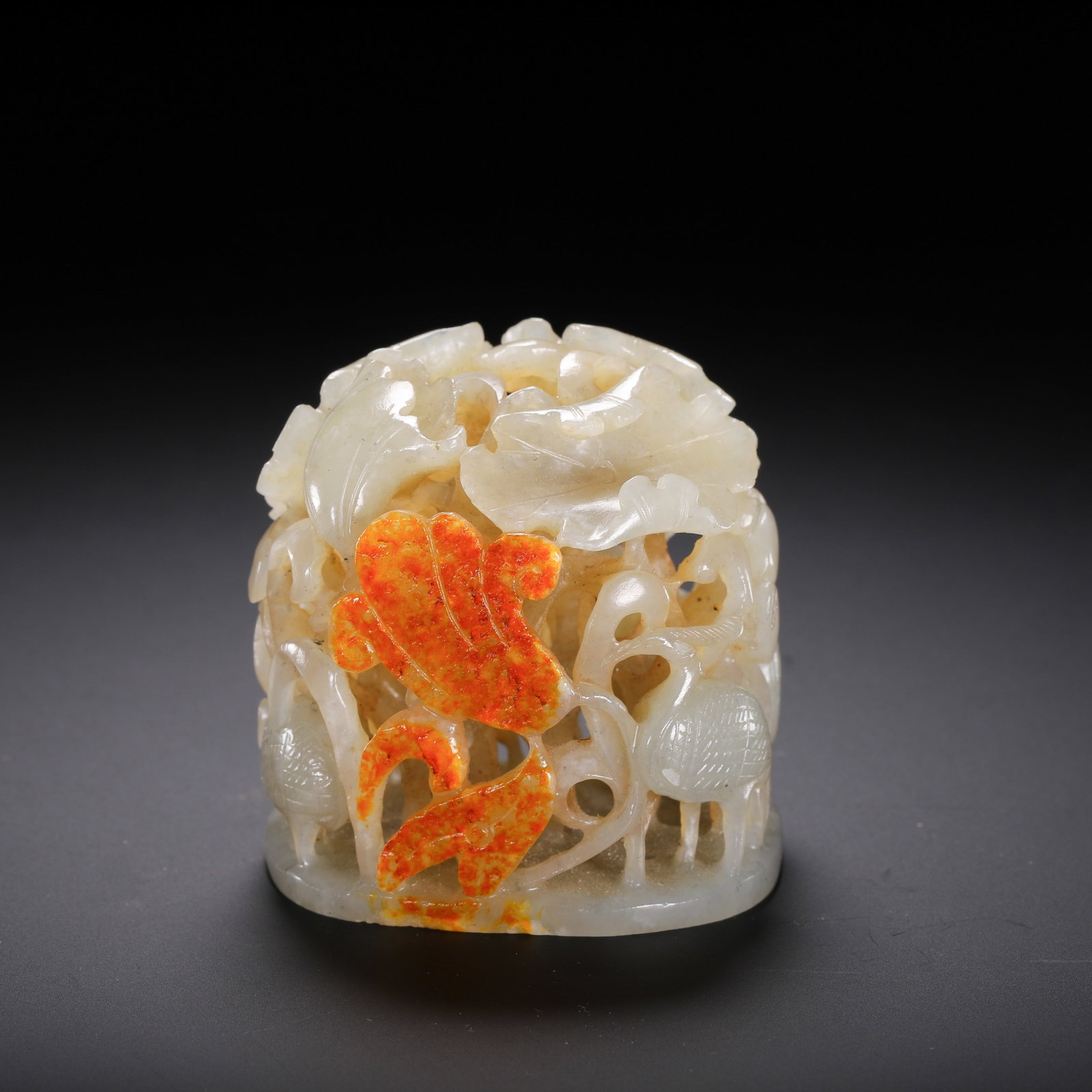 HOTAN JADE FURNACE TRIPOD: 6cm tall