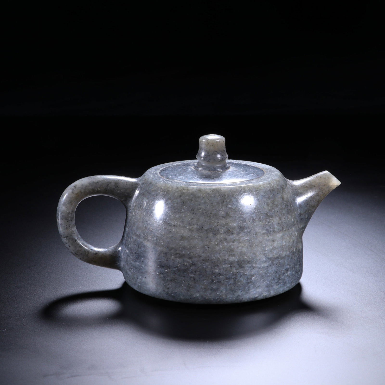 HETIAN JADE POT: Width 12.5 cm, Height 6.5 cm