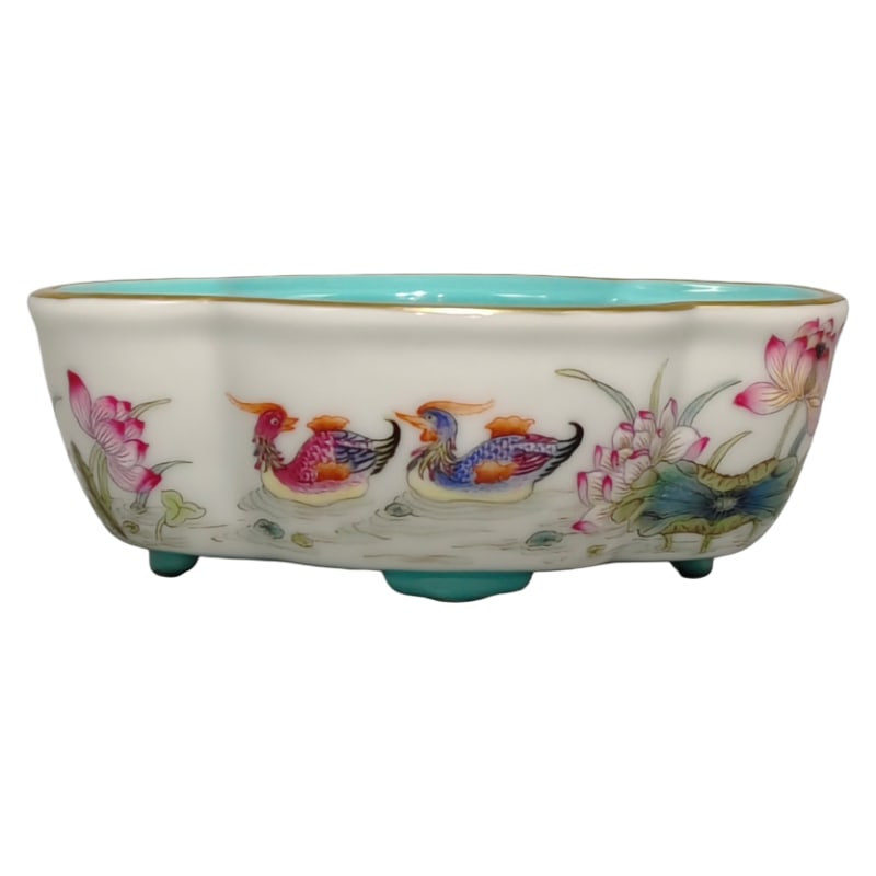 A FAMILLE ROSE BRUSH WASHER WITH BEGONIA AND LOTUS DESIGN, BEARING THE MARK OF THE QIANLONG PERIOD: Height 3 cm, length 8.6 cm, width 6.3 cm
