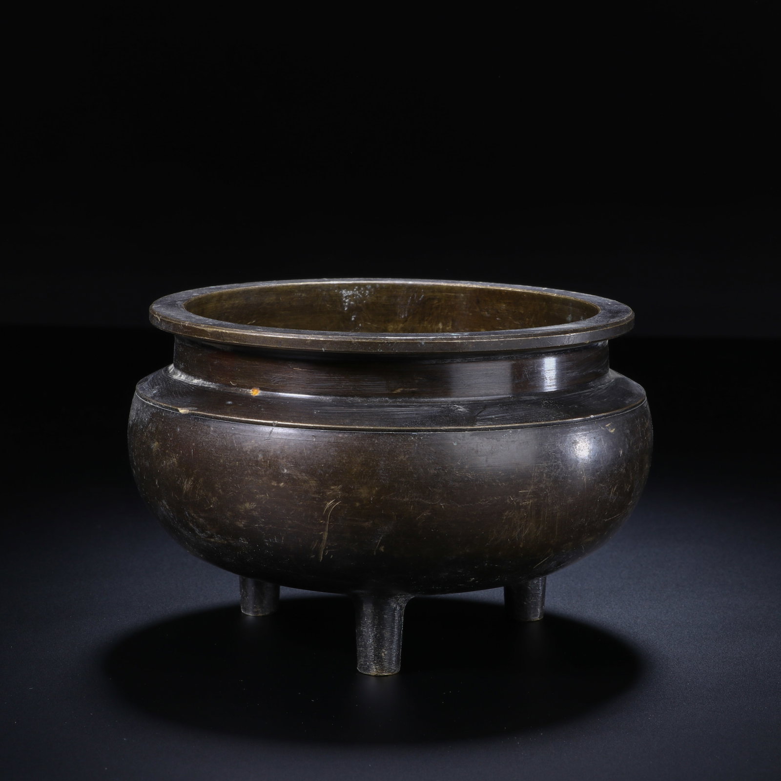 BRONZE FURNACE: Height 6.5cm, Width 10.3cm