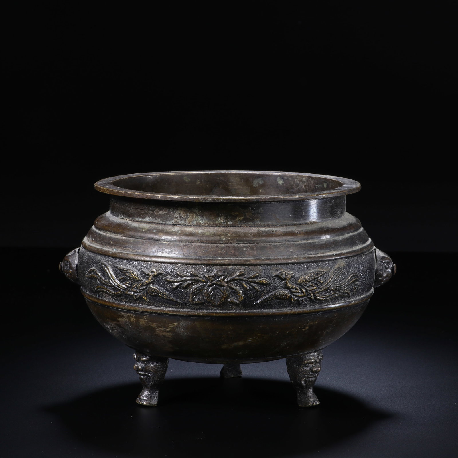 BRONZE FURNACE: Height 8.8cm Width 12cm