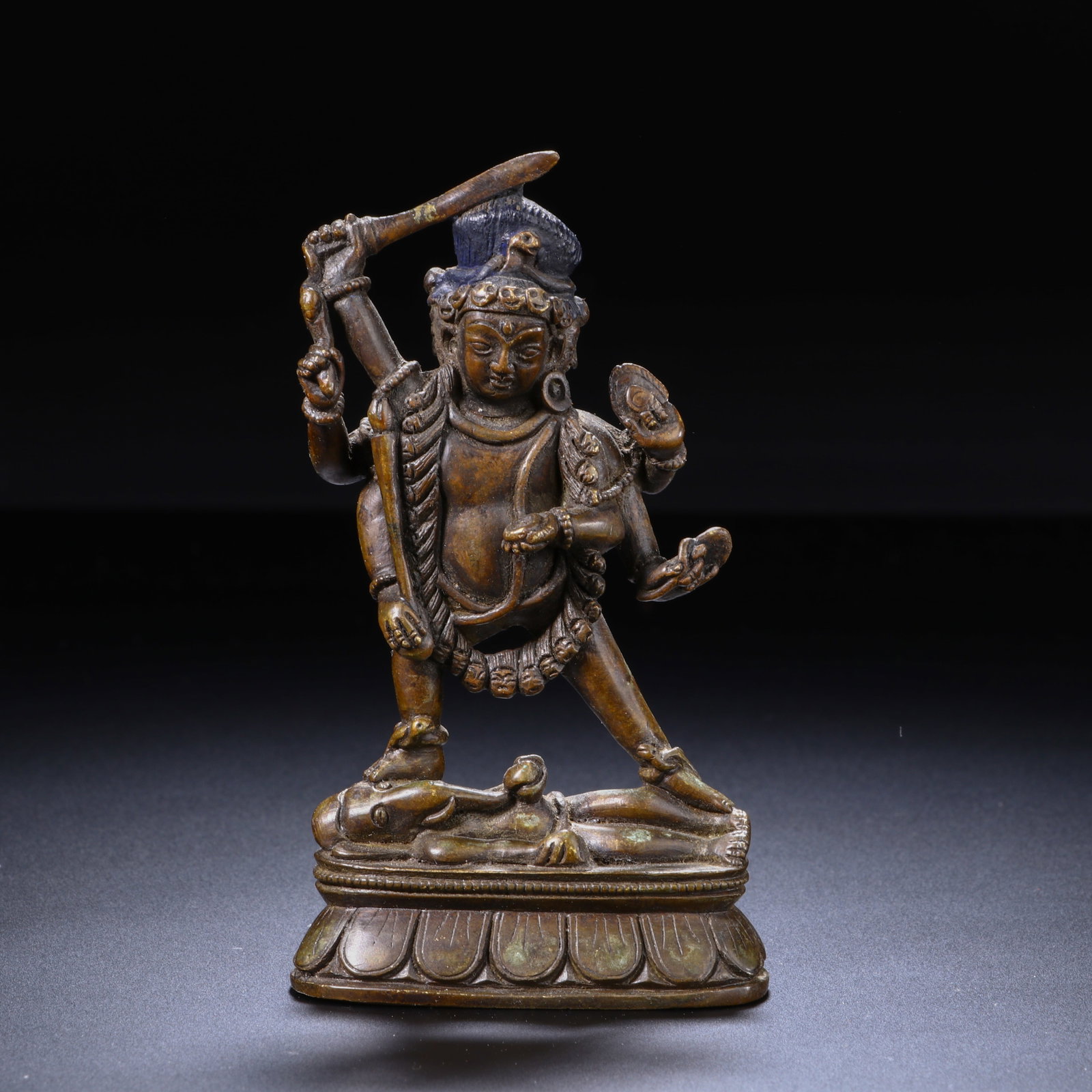BRONZE BUDDHA STATUE: Height 9.7cm, Width 5.5cm