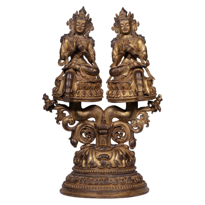 QING DYNASTY, GILT BRONZE DOUBLE BODHISATTVA STATUE: It measures 39.5 cm in height, 26 cm in length, 18.5 cm in width, and weighs 14.8 catties.