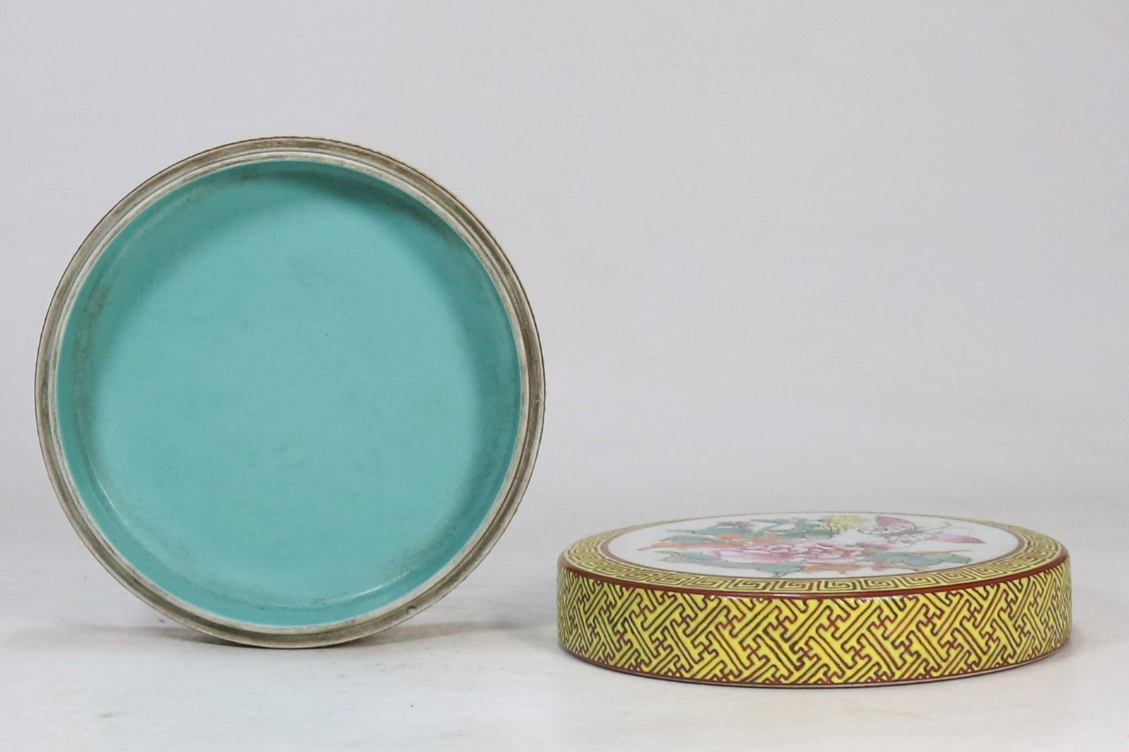 FLORAL PATTERN COVERED BOX - 4