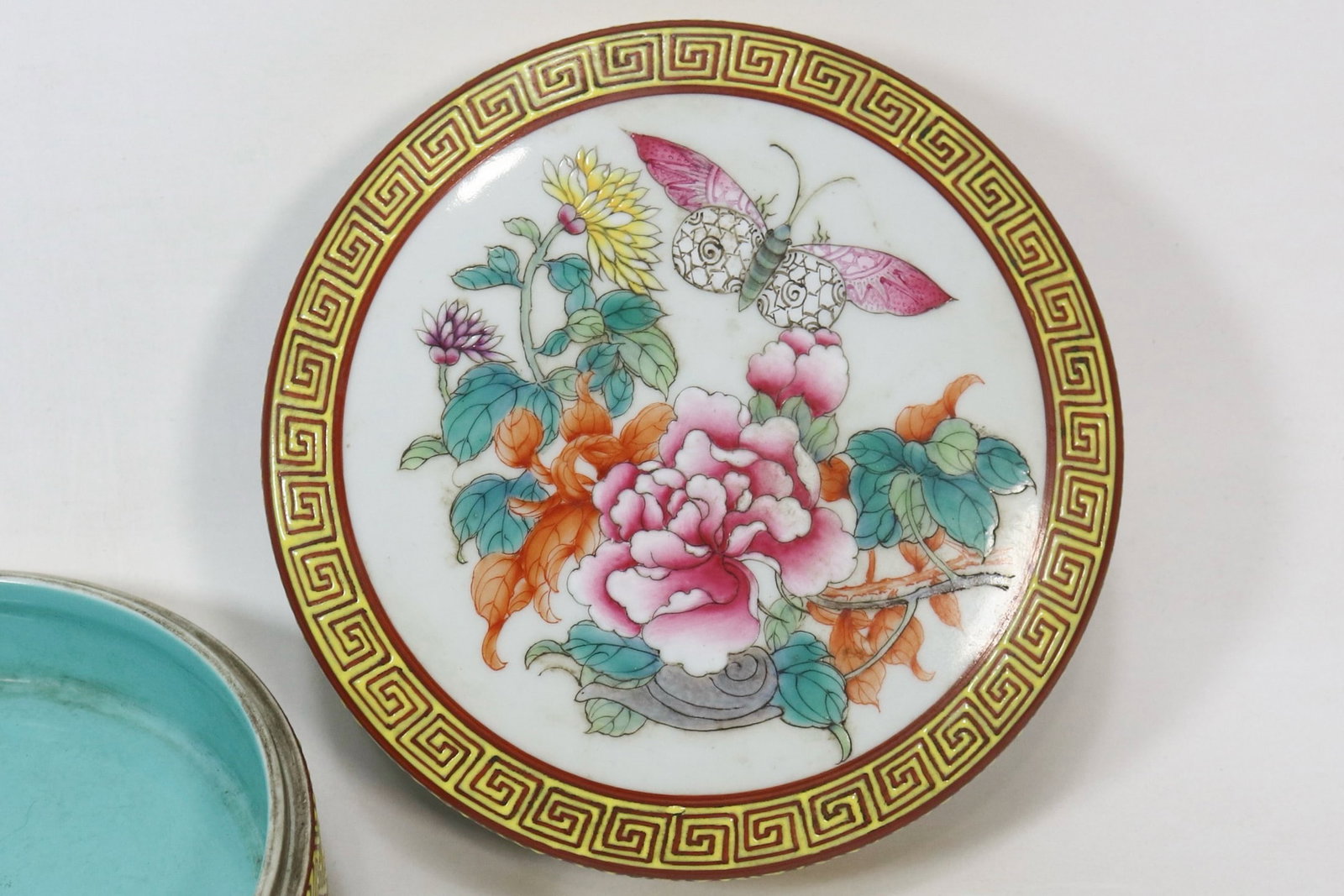 FLORAL PATTERN COVERED BOX - 8