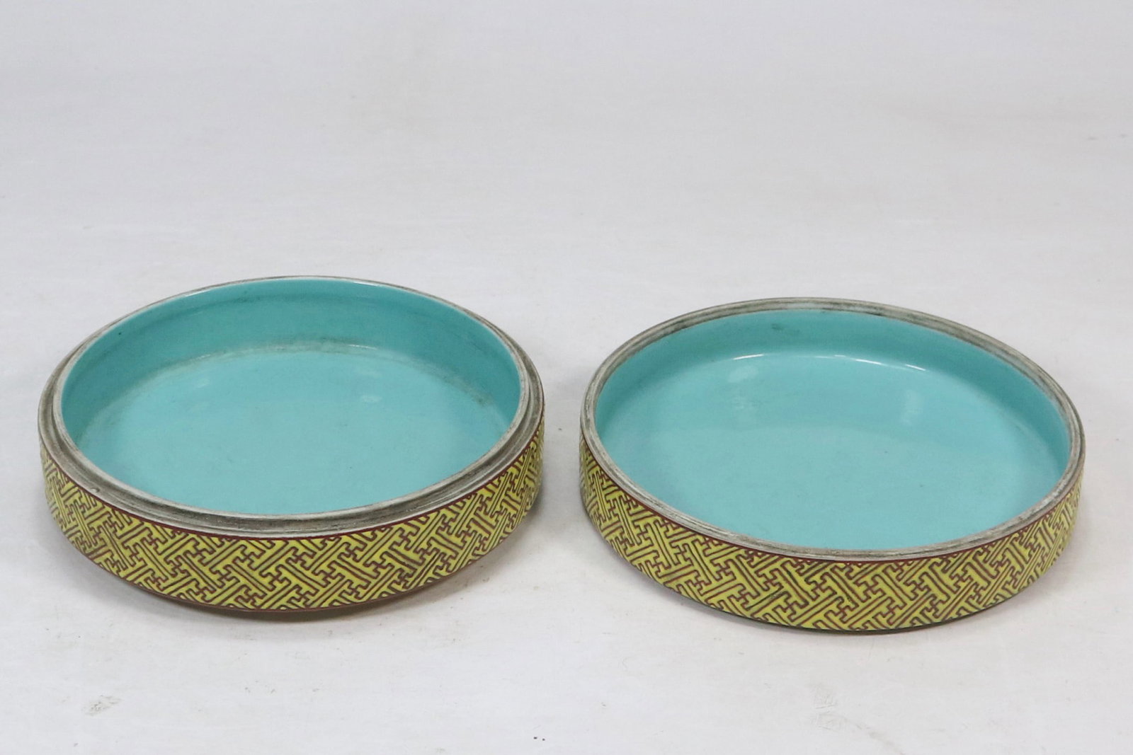 FLORAL PATTERN COVERED BOX - 9