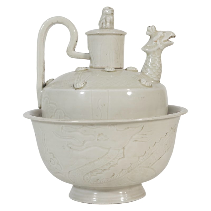 SONG DYNASTY WHITE DING WARE CARVED DRAGON-PATTERNED DOUBLE-PHOENIX-HEAD WINE POT: Height 23.5 cm