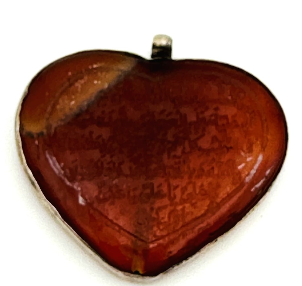 ANTIQUE ISLAMIC MUGHAL INSCRIBED BANDED AGATE ANTIQUE ISLAMIC MUGHAL INSCRIBED BANDED AGATE: ANTIQUE ISLAMIC MUGHAL INSCRIBED BANDED AGATE For condition report please contact E-mail :(antiquesyorkville@gmail.com ) phone:(+647-671-4495) Thanks Yorkville Auction