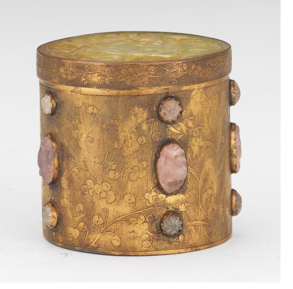 Chinese gilt Alloy, Carved jade and Amethyst Chinese gilt Alloy, Carved jade and Amethyst      Of (1 of 5)